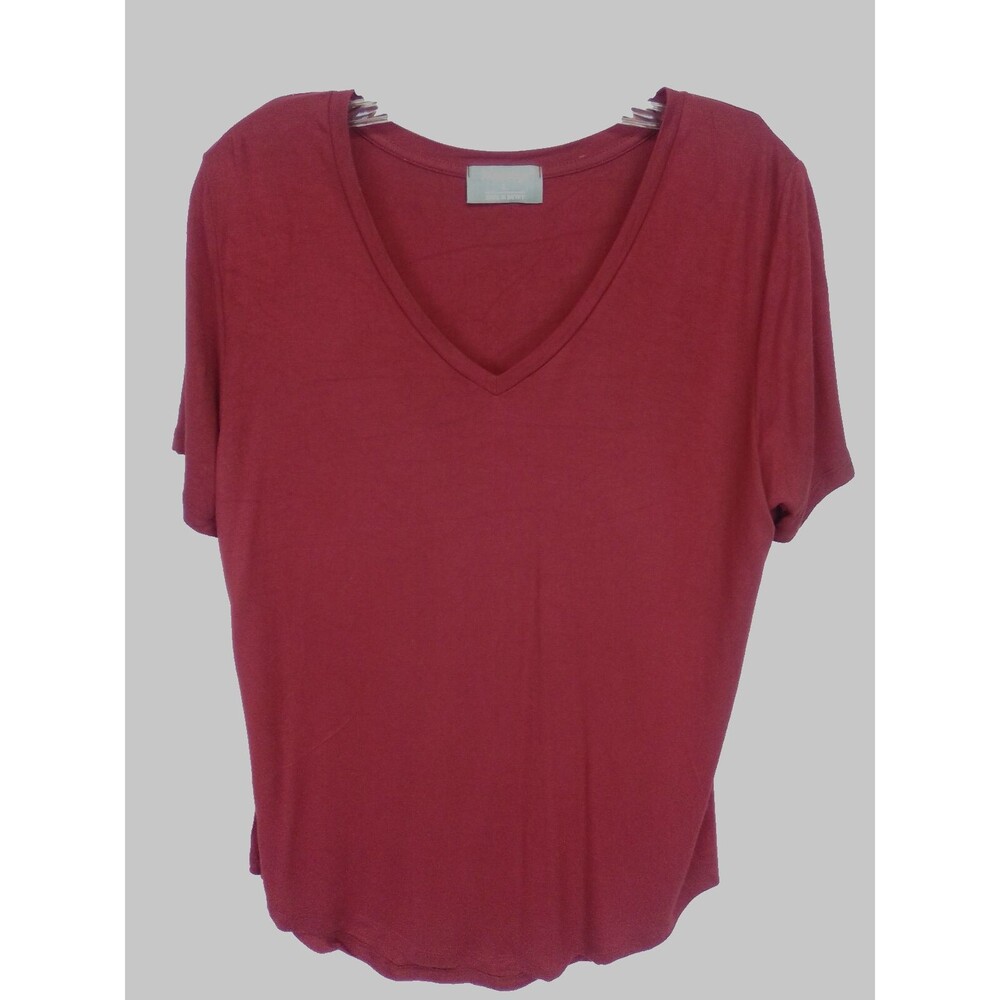 Massey's Women's V0neck Classic Short Sleeve Tee Red Size Large